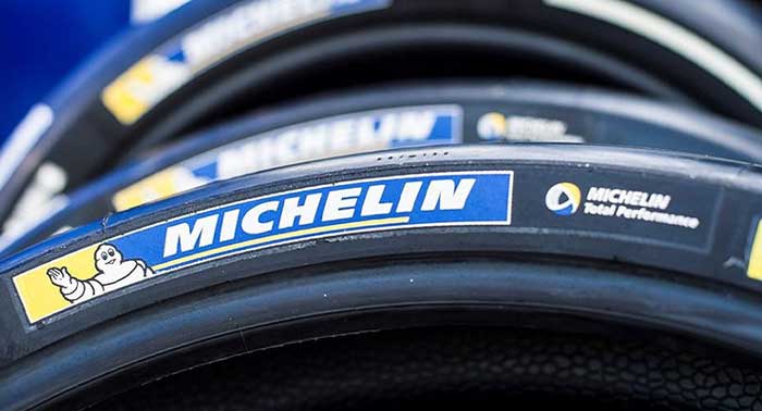 Ban Motor Michelin